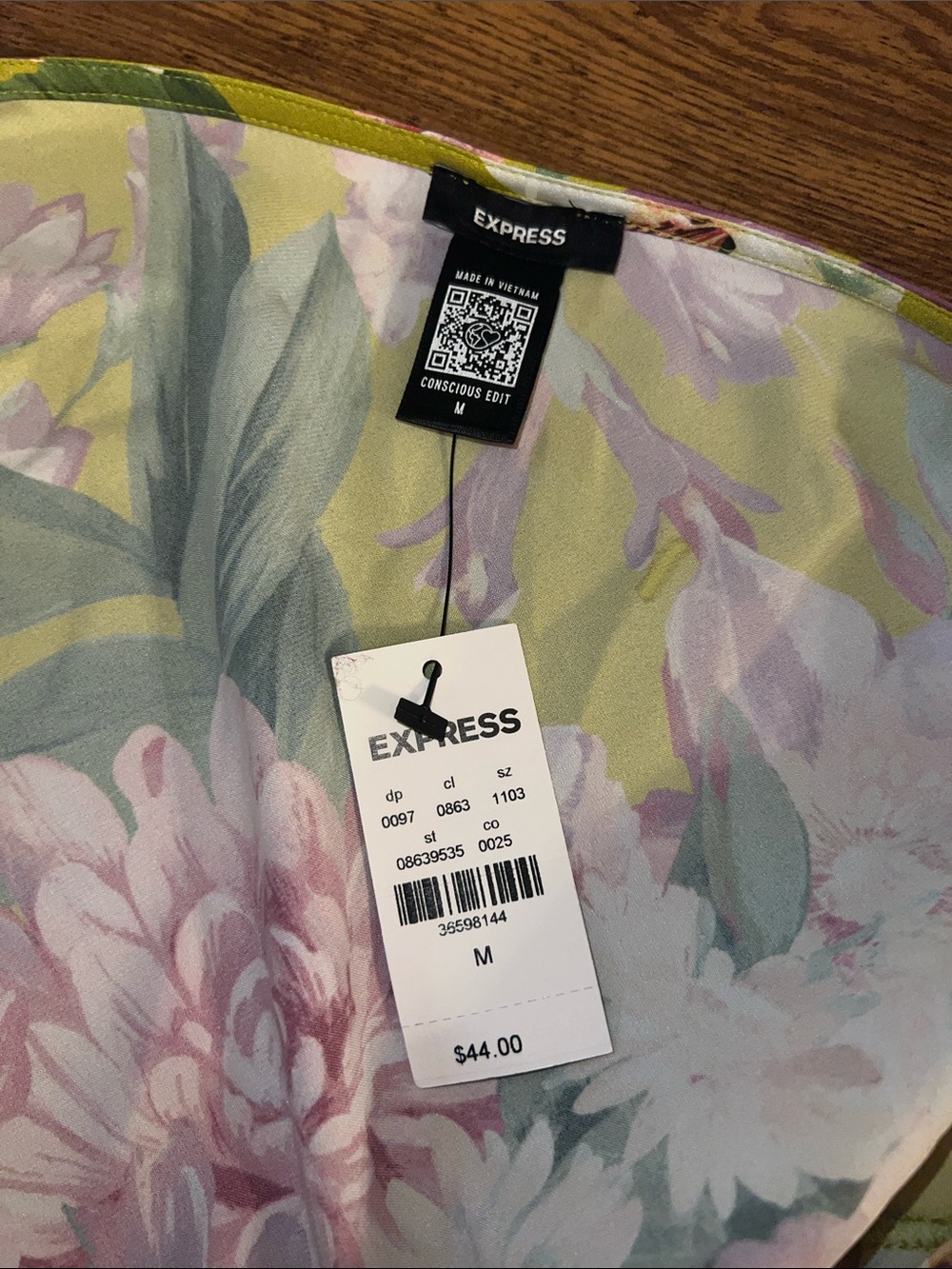 Express Floral Lace Satin Camisole - Picture 4 of 4